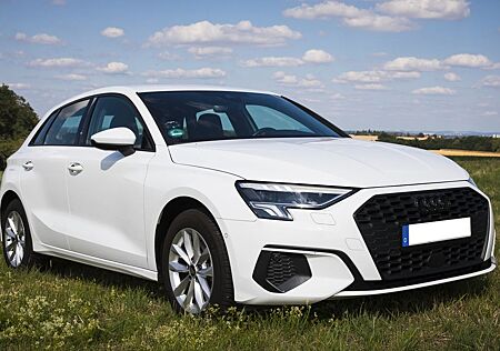 Audi A3 30 TFSI S tronic mit Werksgarantie bis 2027