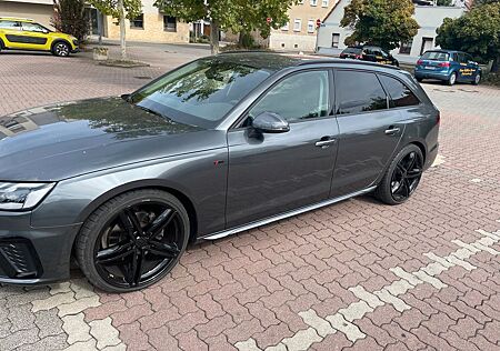 Audi A4 35 TFSI S tronic S line Avant S line