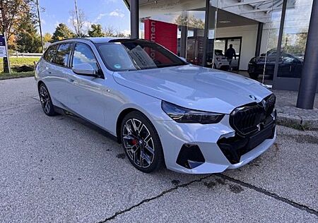 BMW 540d xDrive Touring/Pro/Brooklyn/Carbon/Full