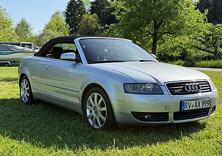 Audi A4 1.8 T quattro Cabriolet -