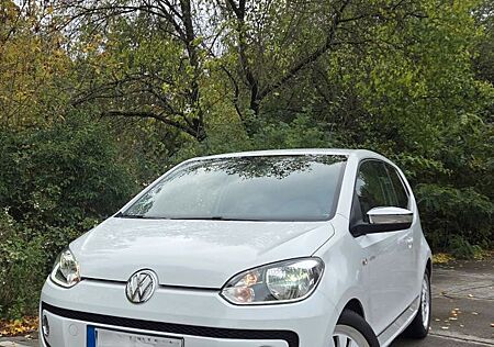 VW Up Volkswagen ! White 1.0 44kW, LED, City Notbremssystem