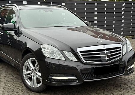 Mercedes-Benz E 500 T (S212) - 5.5L V8 Saugmotor (387PS)
