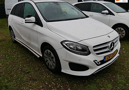 Mercedes-Benz B 220 d Ambition AUT AC >*EX-POLITIE* * MARGE CA