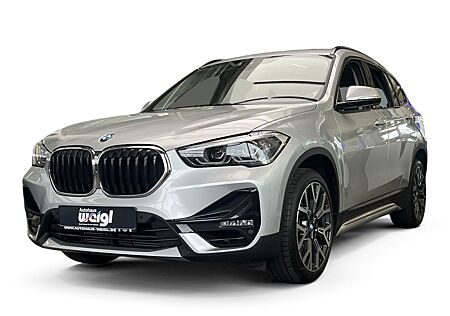 BMW X1 18i Sport Line +Parkassist.+Glasdach+LED+AHK+
