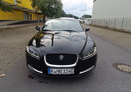 Jaguar XF 2.2 L Diesel -