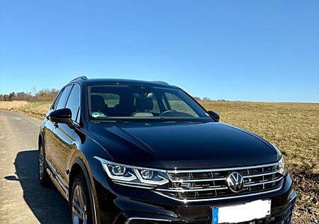 VW Tiguan Volkswagen R-Line 1.4 eHybrid OPF DSG R-Line