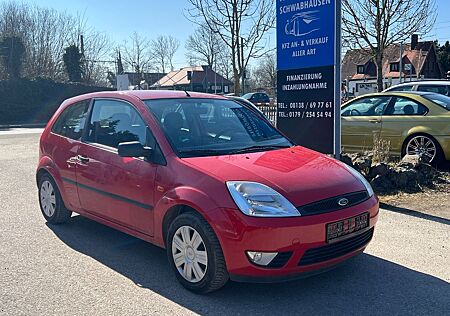 Ford Fiesta Trend 1.3/Tüv Neu/ Wenig KM/51 KW/8 Fach/