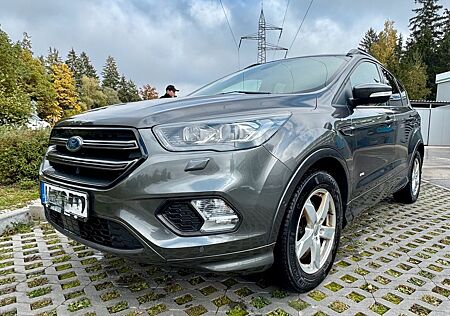 Ford Kuga 2,0 TDCi 4x4 180PS ST-Line AUT BIXENON