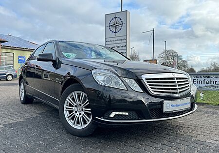 Mercedes-Benz E 200 Elegance Navi AHK Tempomat 1.Hand