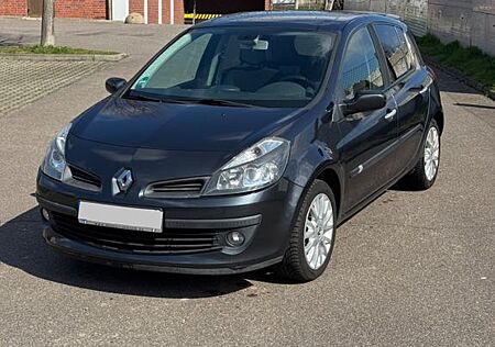 Renault Clio 3 Edition Dynamique 1.6 16V SHZ