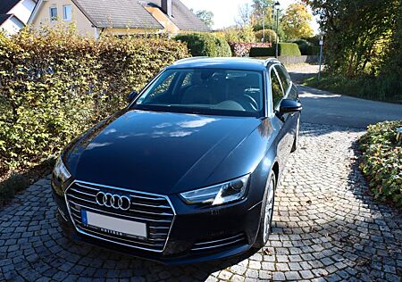 Audi A4 2.0 TDI Avant design - AHK - Scheckheft gepf