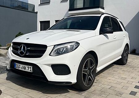 Mercedes-Benz GLE 350 GLE350d 4Matic*AMG Comand Kamera360 9G 3xKlima