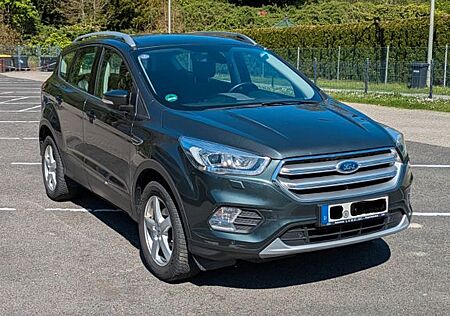 Ford Kuga 1,5 EcoBoost 4x2 110kW | 2t AHK