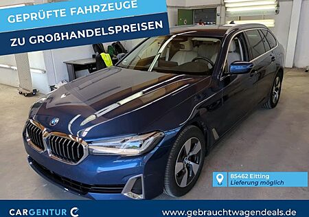 BMW 520d Touring xDrive Luxury Line AHK ACC LED AUT