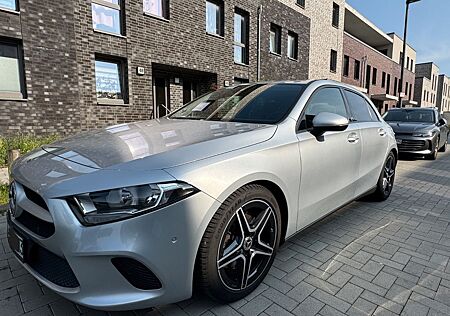 Mercedes-Benz A 250 DCT -