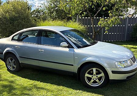 VW Passat Volkswagen 1.8 Limosine B5 (3B)