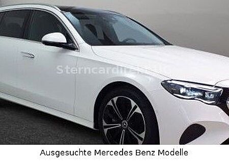Mercedes-Benz E 300 de T Avantgarde DISTRO AHK PANO MEMORY