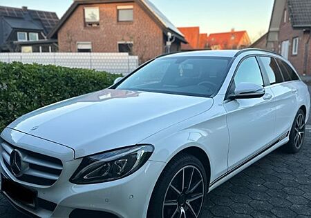 Mercedes-Benz C 180 C-Klasse W/S205 Sehr gepflegt
