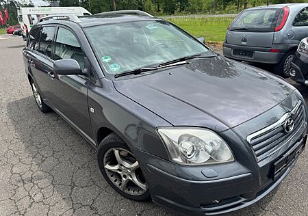 Toyota Avensis Kombi 2.2 D-CAT Executive