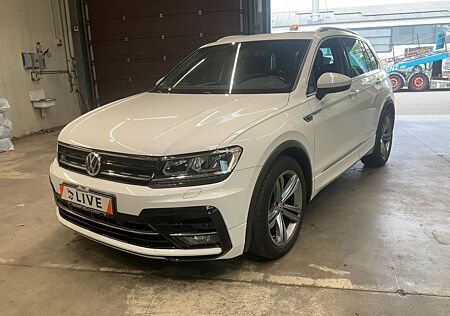 VW Tiguan Volkswagen 2.0TDI DSG HIGH R-LINE *PANO*AHK*LED*KAME