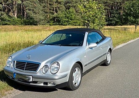 Mercedes-Benz CLK 200 ELEGANCE Elegance Cabrio