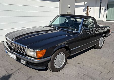 Mercedes-Benz SL 560