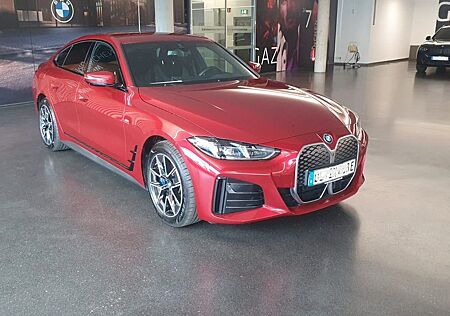 BMW i4 eDrive40 M Sport Innovation AHK Harman/Ka vol