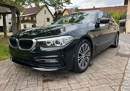BMW 530i Touring A Sport Line