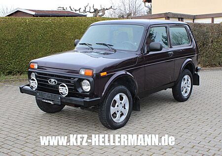 Lada Niva 1,7i4x4 Legend 1.Hd-kpl.Konserv.- lül.Serv.