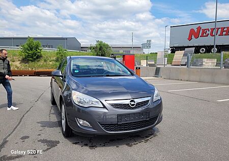 Opel Astra 1.7 CDTI Cosmo 81kW Cosmo