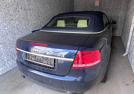 Audi A4 3.2 FSI multitronic Cabriolet -