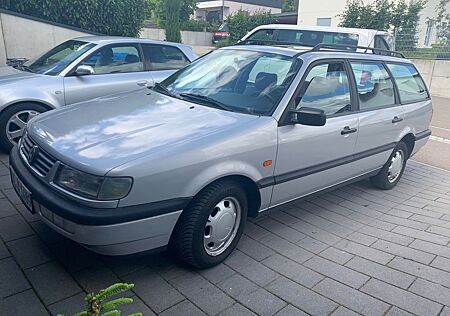 VW Passat Variant Volkswagen 1.8 CL