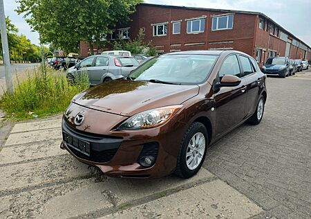 Mazda 3 Lim. Center-Line