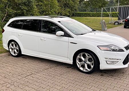 Ford Mondeo ST