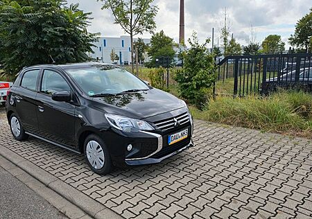 Mitsubishi Space Star Select /noch 4 + 3 Jahre RestGarantie