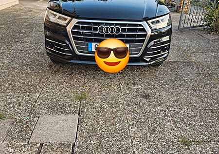 Audi Q5 40 TDI S tronic quattro -