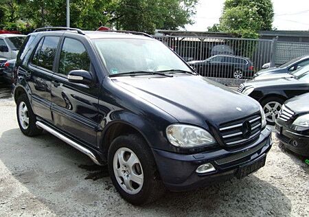 Mercedes-Benz ML 320 LEDER NAVI