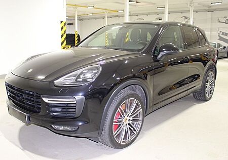 Porsche Cayenne Turbo