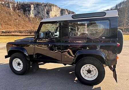 Land Rover Defender 90 Td4 Station Wagon