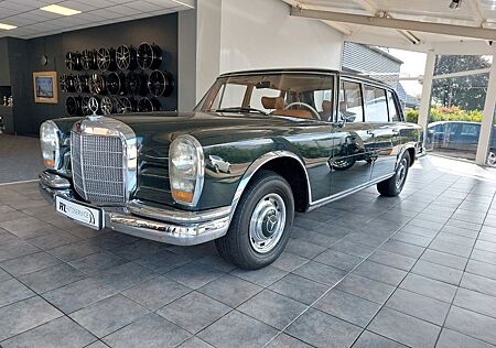Mercedes-Benz 600