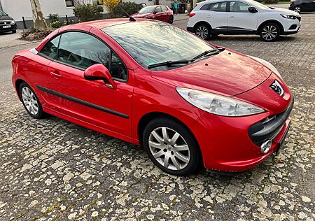Peugeot 207 CC Platinum | TÜV 08/2026