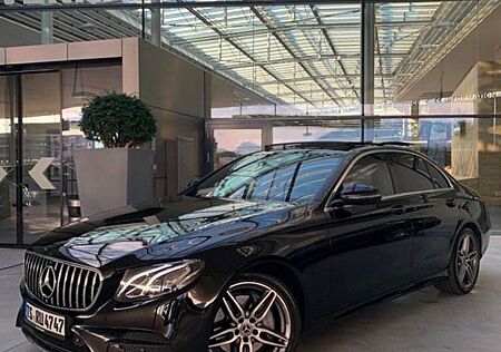Mercedes-Benz E 220 E 220d AMG/360°/Pano/HeadUp/LED/Garantie