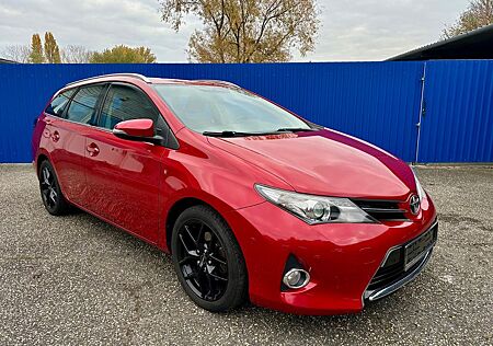 Toyota Auris Touring Sports Touring Sports 2,0-l-D-...