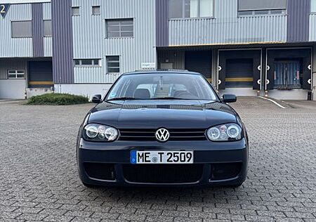 VW Golf Volkswagen IV 1.4 | Angel Eyes | TÜV NEU!