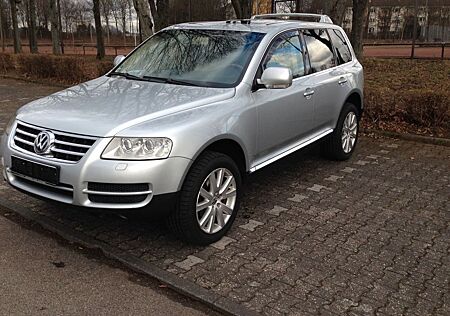 VW Touareg Volkswagen R5 TDI*DPF*GRUNE PLAKETTE* Xenon *Navi*