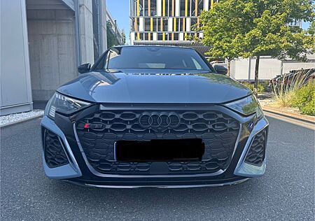 Audi RS3 2.5 Sportback-Keramik-Pano-Dynamik-B&O MwSt.