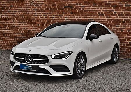 Mercedes-Benz CLA 200 AMGLINE WIDECSREEN PANO ALCANTARA AMBIEN