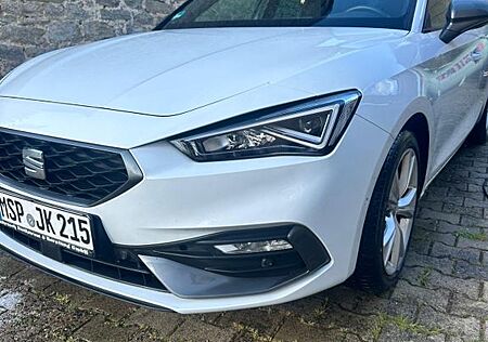 Seat Leon 1.5 TSI FR, Vollausstattung, Werksgarantie