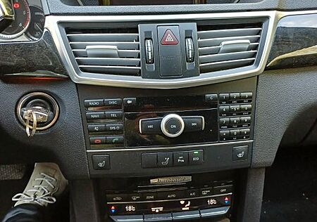 Mercedes-Benz E 250 CDI 4MATIC T B.E. AVANTGARDE Aut. AVAN...