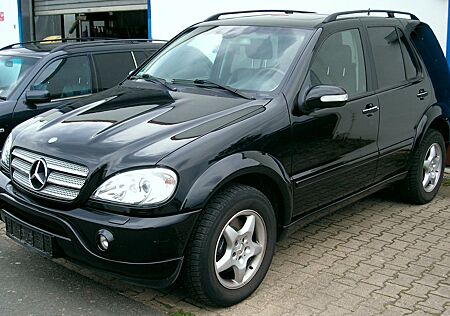 Mercedes-Benz ML 55 AMG AMG